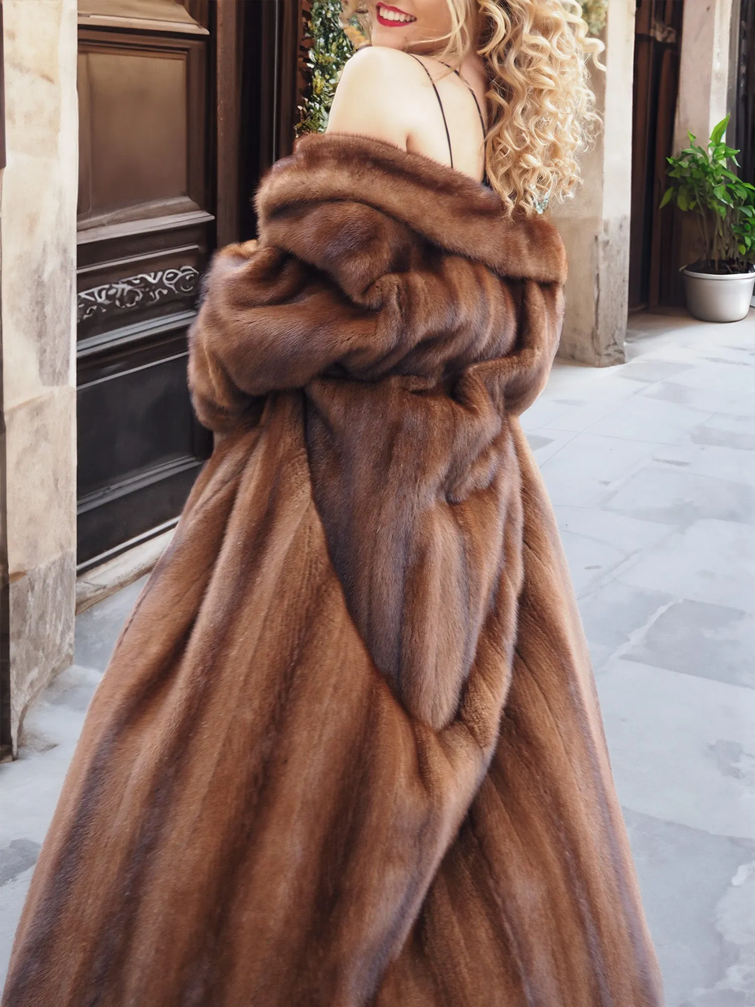 Luxurious Brown Demi Buff Canadian Mink Fur Coat 80 Sweep L