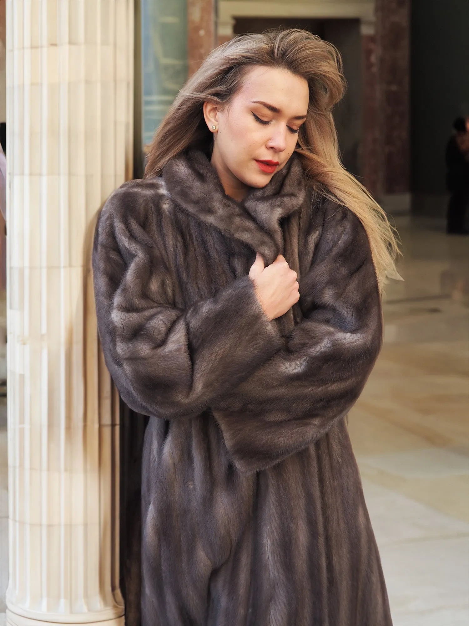 Rare Female Blue Iris Canadian Mink Fur Coat By Creeds 90 Sweep XL to 3XL